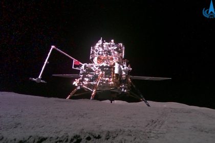 nava spatiala chineza care a aterizat pe fata nevazuta a lunii se intoarce pe pamant cu noi mostre lunare 667a5ceb8ac8c