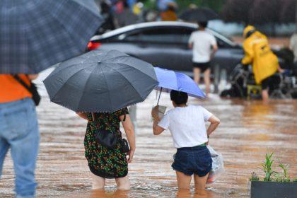 ploile torentiale fac ravagii in china patru persoane au murit dupa o alunecare de teren 6679e68a94ccd