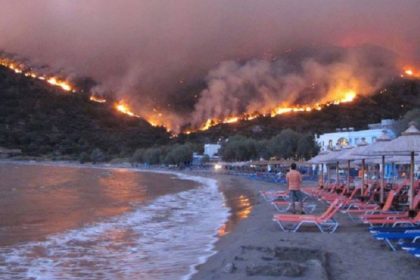 risc de incendii in mai multe zone din grecia mae ii atentioneaza pe romanii care vor sa calatoreasca acolo 667ed4aa23494