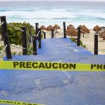 galerie foto imagini de pe plajele din mexic dupa trecerea uraganului beryl tulum si cancun sunt devastate turistii s au inghesuit spre aeroport 6688e472c9075