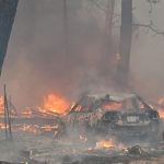 galerie foto mii de oameni au fost evacuati in california din calea unui incendiu violent de vegetatie 1 600 de pompieri s au luptat cu flacarile 66a48e183257b