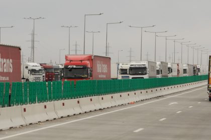 guvernul lanseaza aplicatia de monitorizare gps e transport pentru transporturi rutiere de bunuri 66841850501de