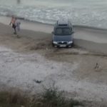 video sofer ramas blocat cu masina pe plaja ce risca barbatul 66a65d4f9563e